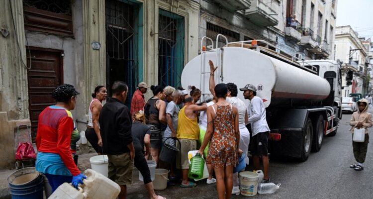 Díaz-Canel reconoció situación crítica con el suministro de agua potable en La Habana 1 Díaz-Canel