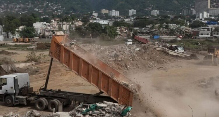 Ecosocialismo reutilizó 2,1 millones de toneladas de escombros en La Guaira 1 Escombros