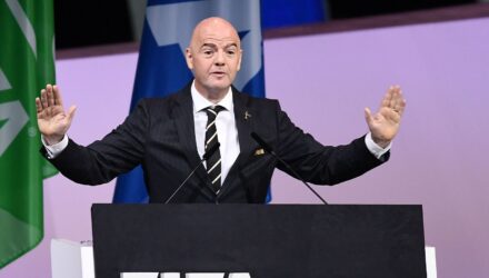 ¡Que renuncie a la FIFA! Escándalos acorralan a Infantino 2 Infantino