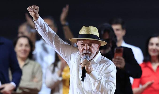 Lula es oficialmente candidato a la reelección en Brasil 1 Lula
