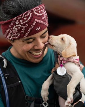 De Ciudad Ojeda a La Gran Sabana: Miltico cruzó Venezuela en bicicleta por un sueño junto a su perrita Lara 2 Milrico e Ipaniza 1 300x375 1