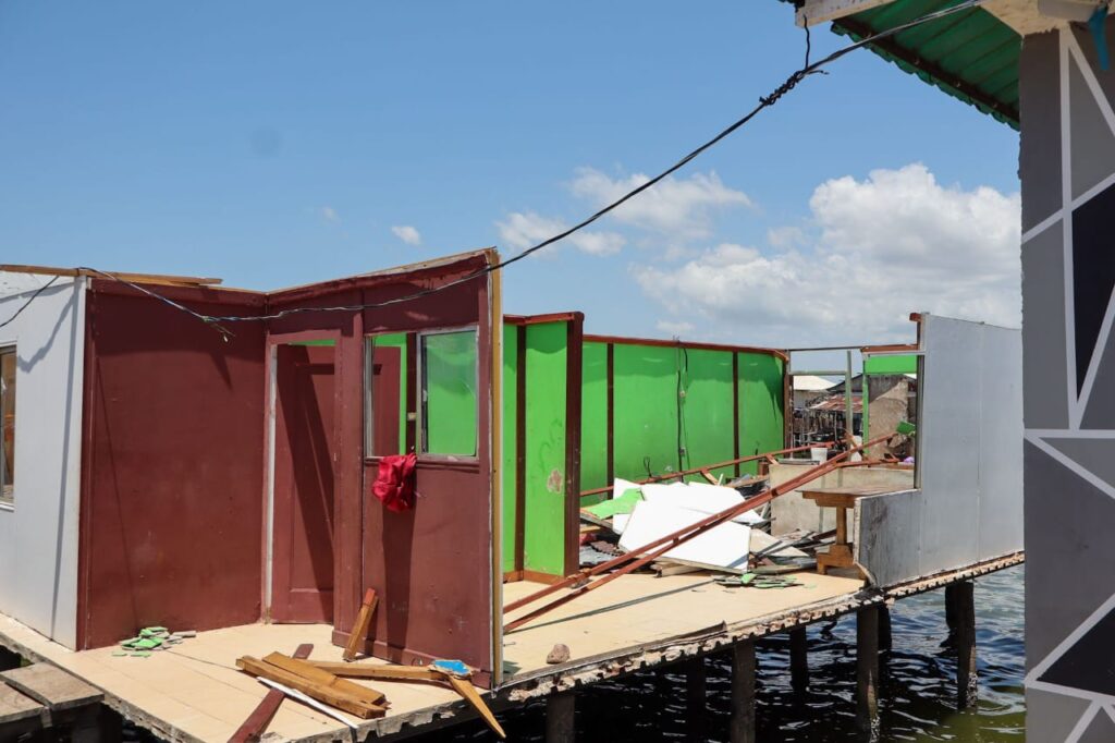 Alcaldía de Maracaibo atendió a familias de Santa Rosa de Agua afectadas por onda tropical 2 PHOTO 2026 08 25 18 08 59