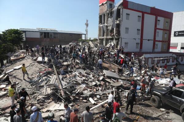 Terremoto en Colombia: 169 muertos, más de 900 heridos 6 Rescate Pereira
