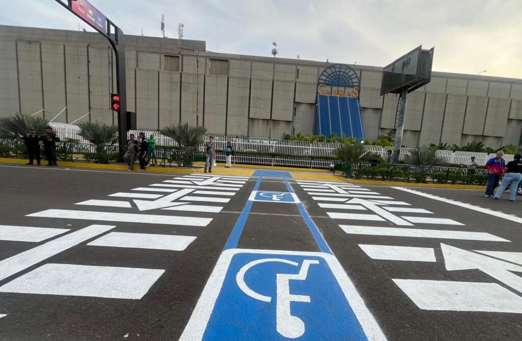 Paso peatonal de Galerías beneficia a 60 mil peatones 3 WhatsApp Image 2026 08 04 at 12.20.10 PM 2