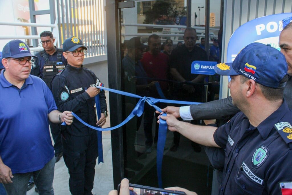 Alcaldía de Maracaibo inauguró módulo policial en 5 de Julio con Delicias 4 WhatsApp Image 2026 08 12 at 11.41.40 AM