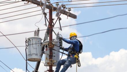 Alcaldía de Maracaibo instaló transformadores nuevos solicitados a través de VenApp 26 Alcaldía