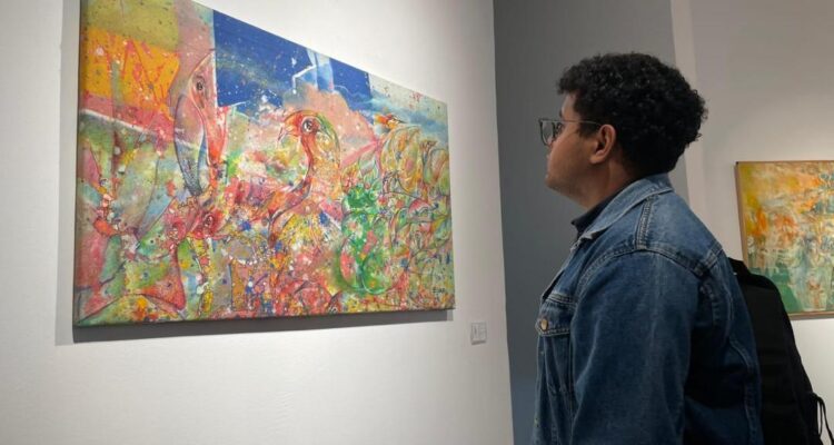 Secretaría de Cultura inaugura las muestras «Mi obra fecunda en el lienzo» y «8 horas después» 1 Secretaria