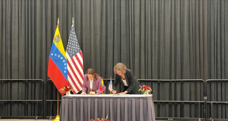Venezuela firmó acuerdos con la estadounidenses Hunt Oil y SLB para el desarrollo de campos petroleros 1 Venezuela