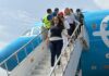 Llegó el primer vuelo con deportados de EE. UU. después de los terremotos 9 Vuelo