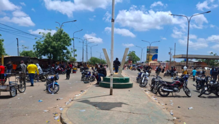 Comunidad wuayuu lleva una semana cerrando la frontera en Paraguachón 4 Frontera