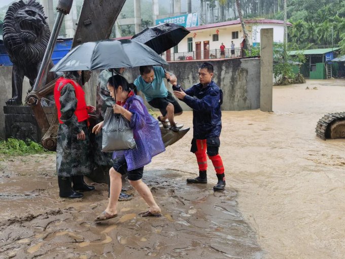Más de 42 mil evacuados en la isla china de Hainan por las fuertes lluvias 2 China lluvia