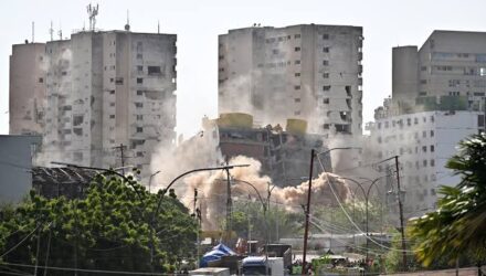 39 edificios con daños severos serán demolidos en la Guaira (+lista) 2 Demolicion en la Guaira