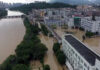 Lluvias dejaron un desaparecido y casas derrumbadas en China 5 Lluvia