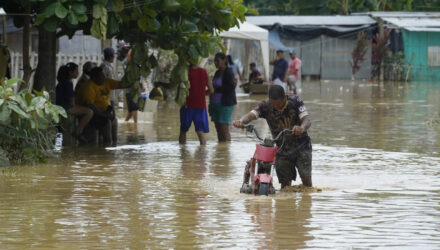 Ecuador prevé aumento de lluvias por El Niño las próximas semanas 2 Lluvia