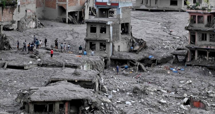 Más de 5.100 personas siguen desaparecidas en Nepal dos semanas después de la riada 1 Nepal