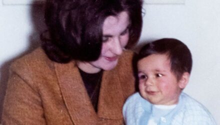 La increíble historia de los «Bebes Robados». Reino Unido obligó a madres solteras a dar sus bebes en adopción 2 Bebes