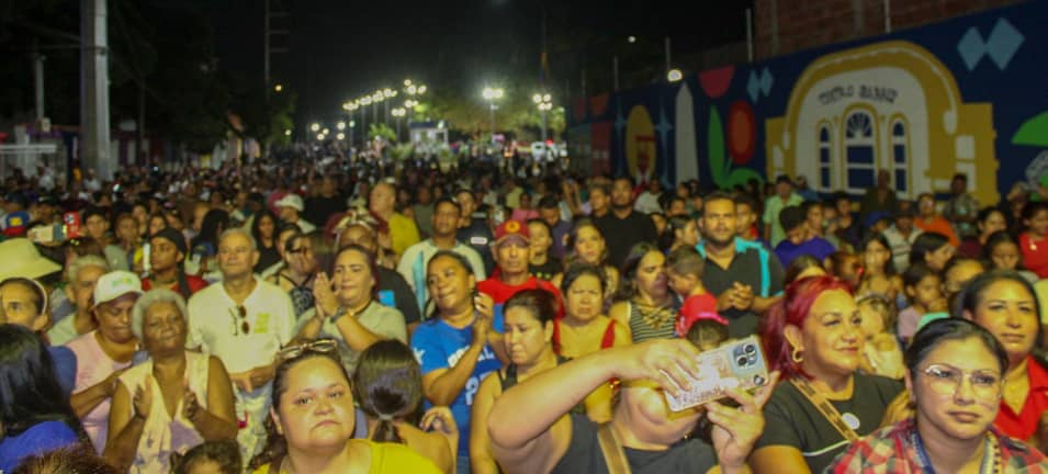 Alcalde Di Martino: «Con el apoyo del pueblo estamos transformando la ciudad» 6 WhatsApp Image 2026 09 14 at 12.58.57 PM 1