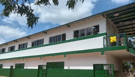Padres denunciaron cobro excesivo para realizar inscripción en el colegio Arquidiocesano Padre Ángel Rodríguez 2 Padres