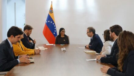 Presidenta Delcy Rodríguez se reunió con representantes de Human Rights Watch 2 Rodríguez