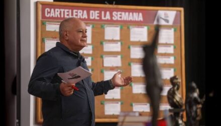 Cabello anunció la detención de dos personas por agredir en «reto viral» a trabajador de una empresa farmacéutica 2 Cabello
