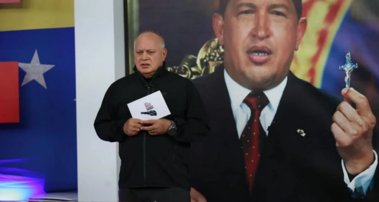 El ministro Cabello aseguró que el número de asesinatos sigue disminuyendo en el país 1 Diosdado