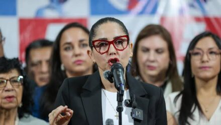 La Policía de Ecuador detuvo a la excandidata presidencial del correísmo Luisa González 2 González