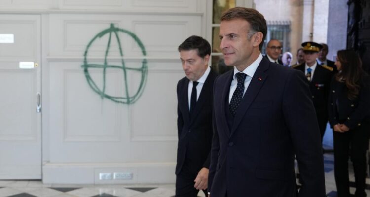 Macron