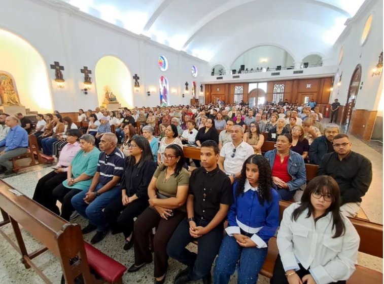 Cabimas celebra este 7 de octubre el Día de Nuestra Señora del Rosario 4 Misa