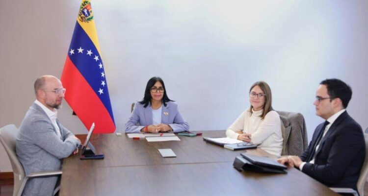 Delcy acabó con las máquinas fiscales y reducirá los contribuyentes especiales 1 Delcy