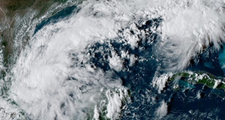 Florida se prepara para el impacto de Isaías como huracán de categoría 3 1 Isaías
