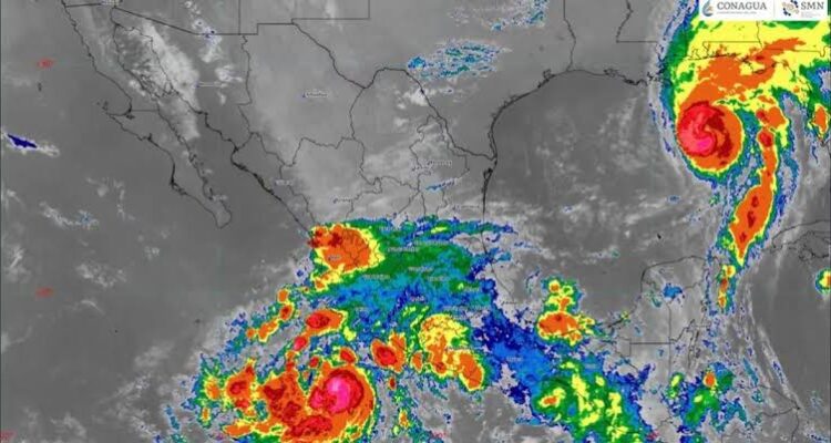 Huracán Simón subió a categoría 2 pero su estructura limitará efectos en costas mexicanas 1 Simón