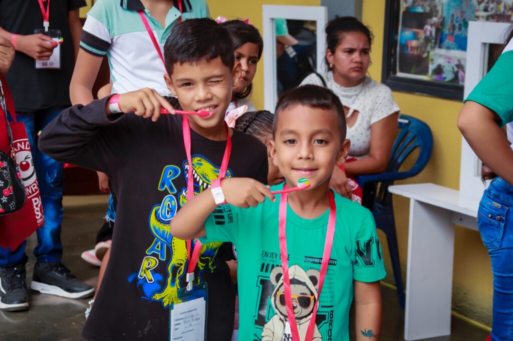 «Cuidando Sonrisas 2026» llevó salud y alegría a cientos de niños en Maracaibo 2 WhatsApp Image 2026 10 06 at 1.14.32 PM