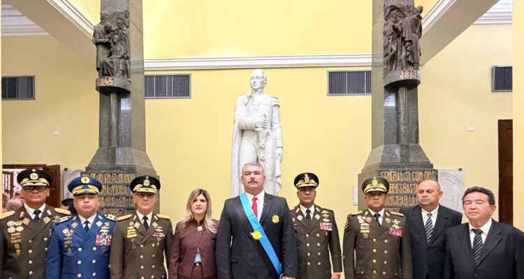 Gobernador Luis Caldera rindió honores al GJ Rafael Urdaneta con la reapertura de su museo histórico 1 Caldera