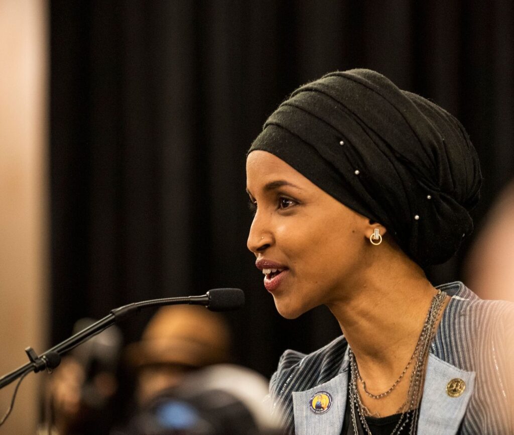 Trump recurre al miedo y al racismo ante el inminente fracaso republicano en las elecciones de noviembre 3 ilhan omar 1542154921