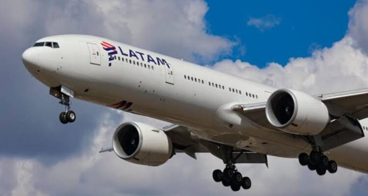 Latam reanudará vuelos entre Santiago de Chile y Caracas 1 Latam
