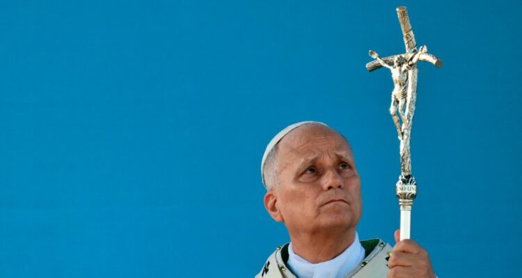 El Papa pasó una noche tranquila tras su operación por un adenocarcinoma maligno 1 Papa