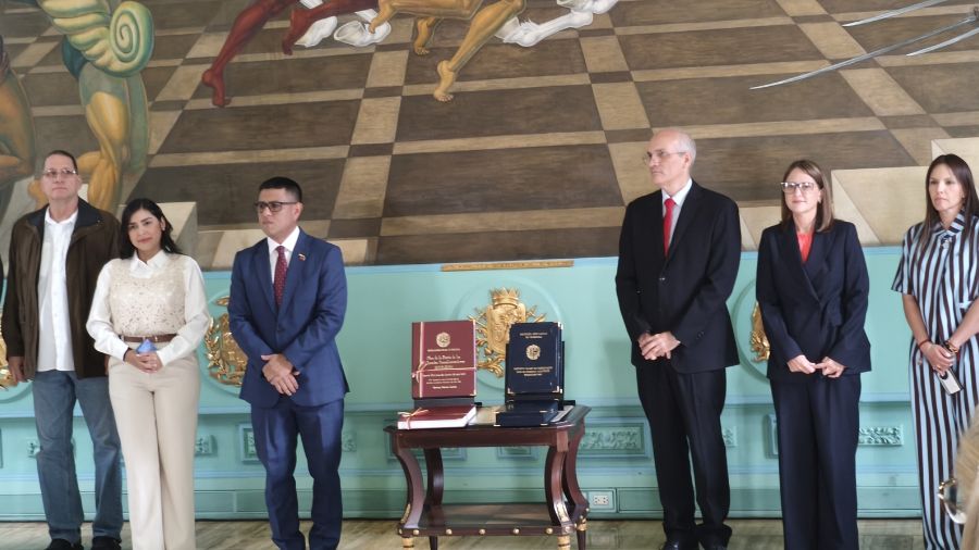 AN recibió el Proyecto de Ley de Presupuesto y Ley de Endeudamiento 2027 2 portada 2026 10 14t125404557jpg 70154